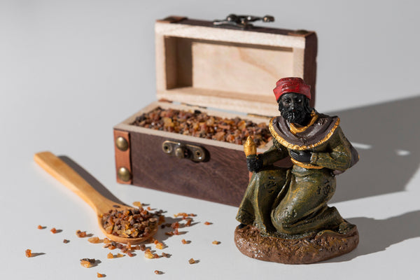 Oud: The Timeless Luxury Scent That Tells a Story